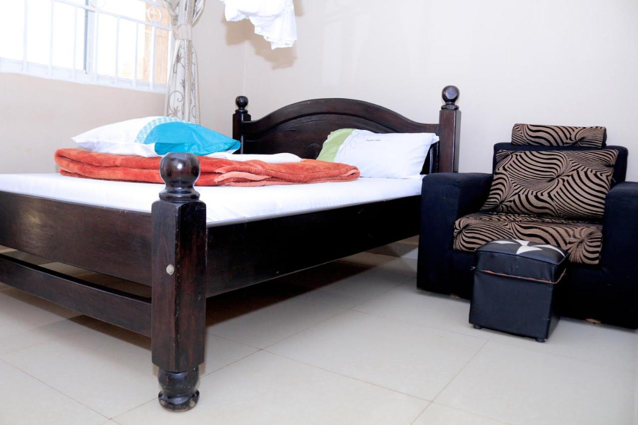 Perfect Motel Kampala Ngoại thất bức ảnh