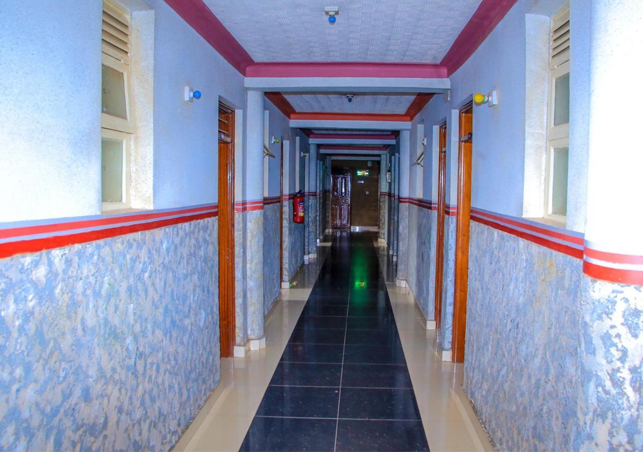 Perfect Motel Kampala Ngoại thất bức ảnh